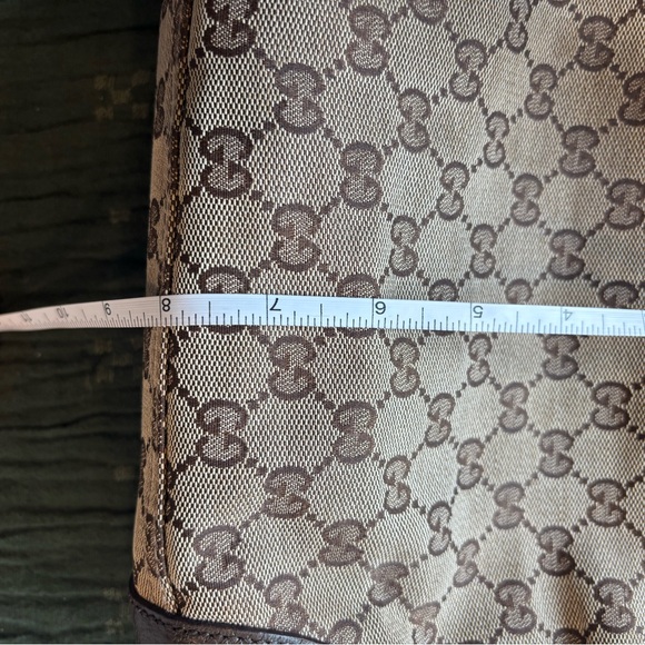 Gucci Tan and Brown Monogram Bag - Picture 8 of 16